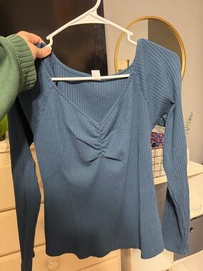 Old Navy Blue Ribbed Long-Sleeve V-Neck Top